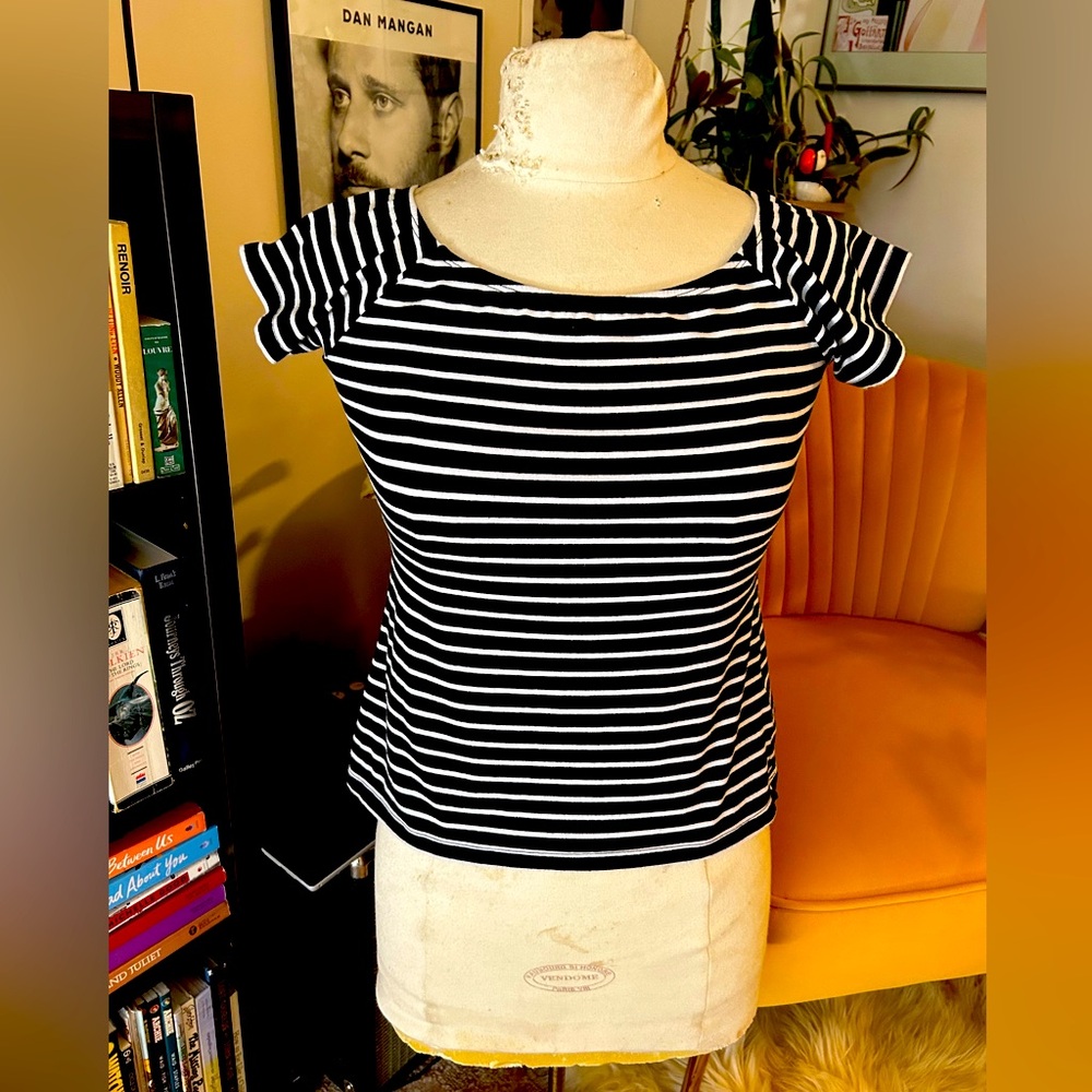 Hell Bunny Stripe Tee 🖤🤍🐰